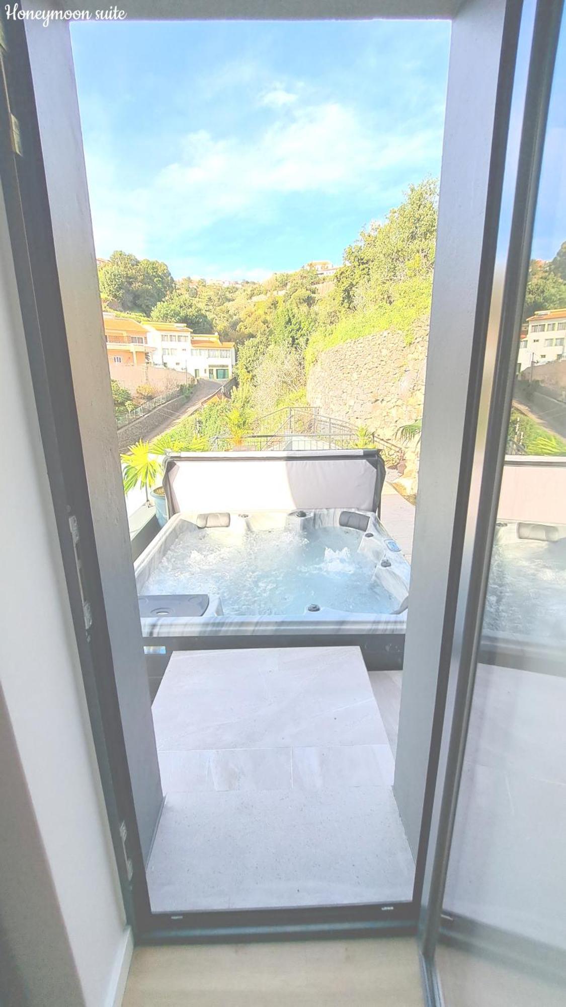 Espirito Do Mar - Premium Villa With Jacuzzi Estreito Da Calheta Eksteriør bilde